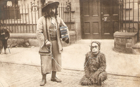 Учир битүүлэг зургууд